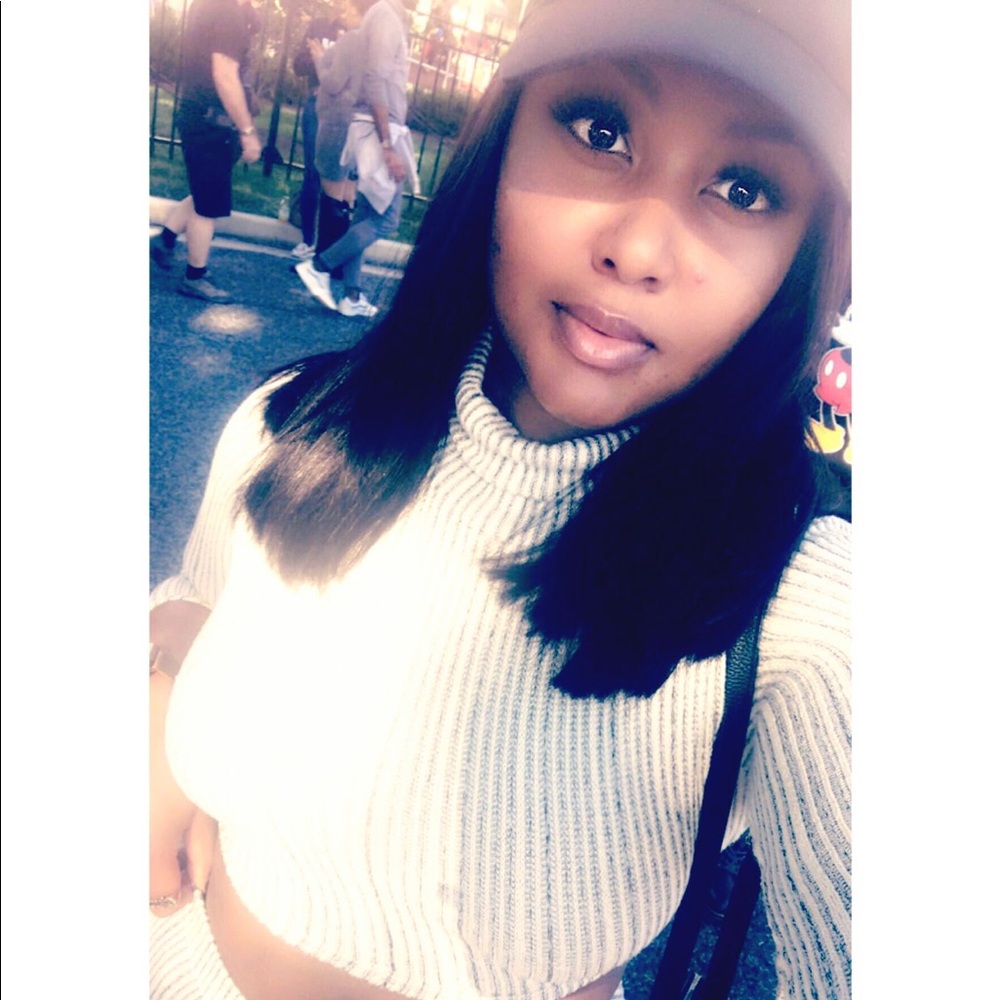 Meet your Posher, Shary